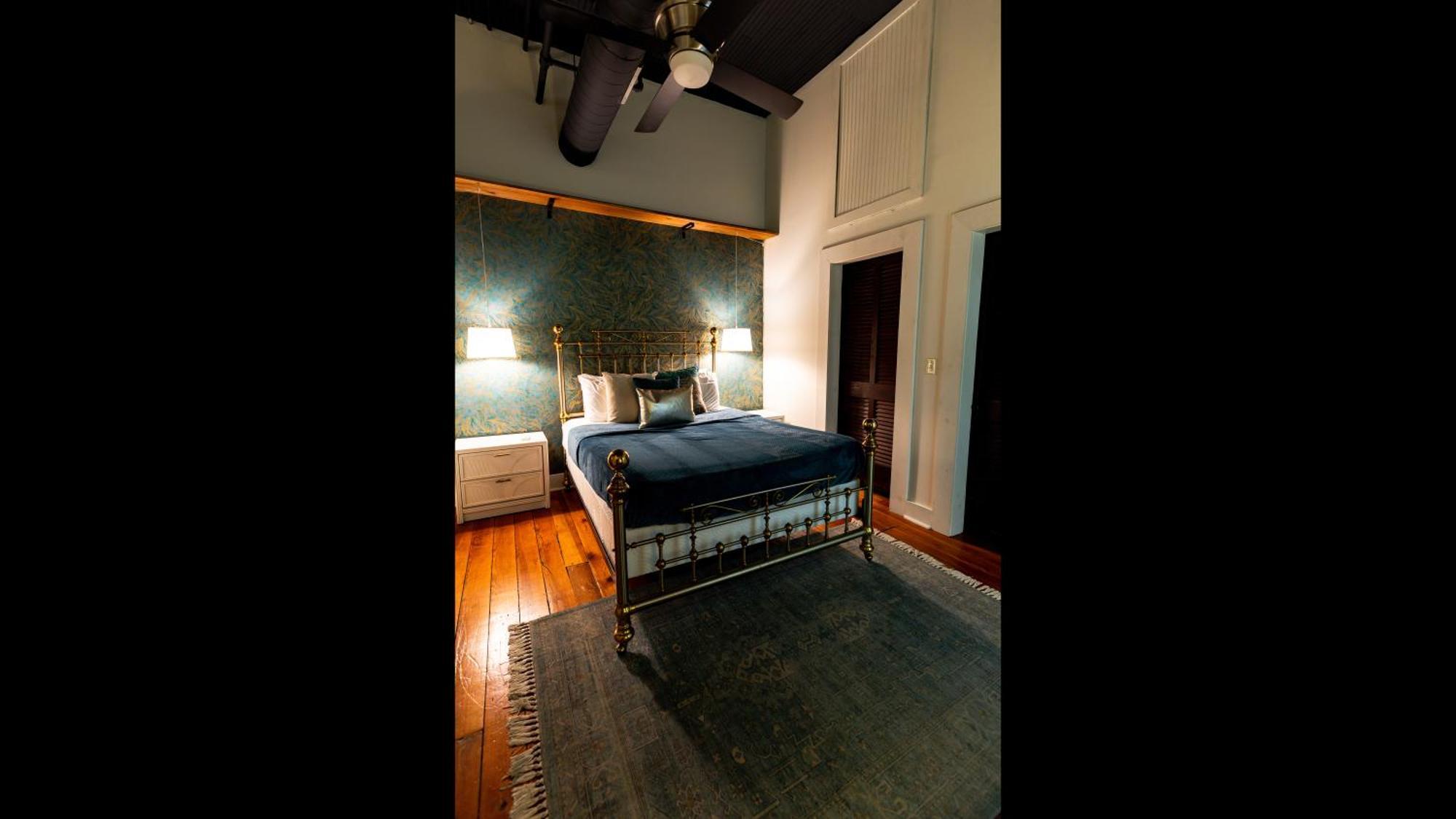 The Two Story Loft Apartment Springfield Exterior foto